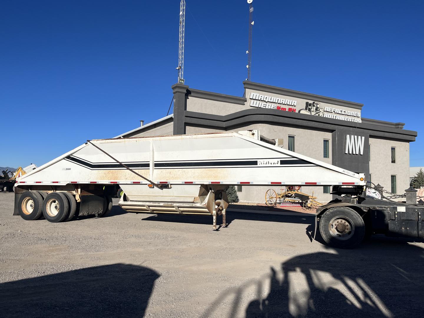 ./imagenes/INVOICE/2019/17338/GONDOLA MIDLAND MG40MC2000 (1).JPG